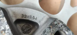 Llantas con neumáticos