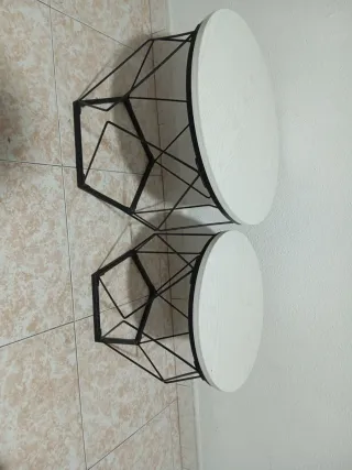 Tavoli ausiliari moderni (2 unità)