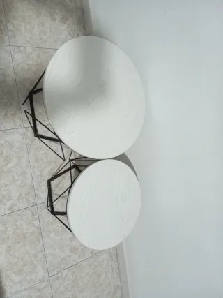 Tavoli ausiliari moderni (2 unità)