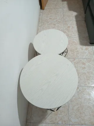 Tavoli ausiliari moderni (2 unità)