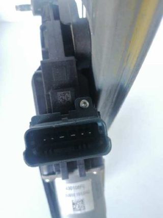 Elevalunas tras izq 402804f renault scenic 221945