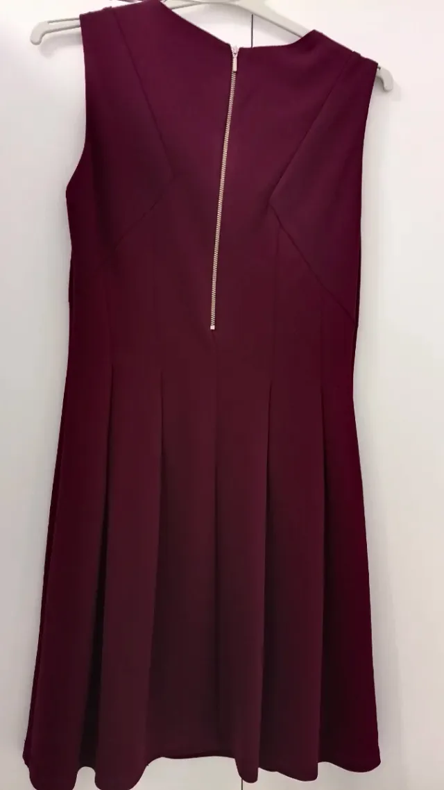Vestido Formula Joven morado sin mangas