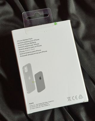 Apple iPhone Battery Pack MagSafe