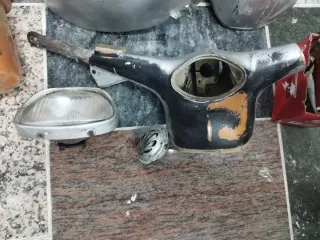 Lote Vespa 160 GT Naranja