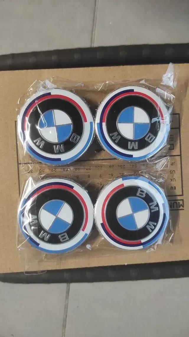 4 EMBLEMAS 68MM PARA LLANTAS - BMW 50 ANIVERSARIO