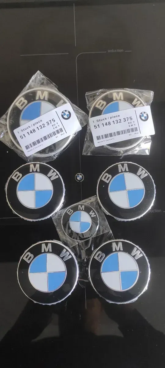 KIT EMBLEMAS - ANAGRAMAS BMW AZUL Y BLANCO
