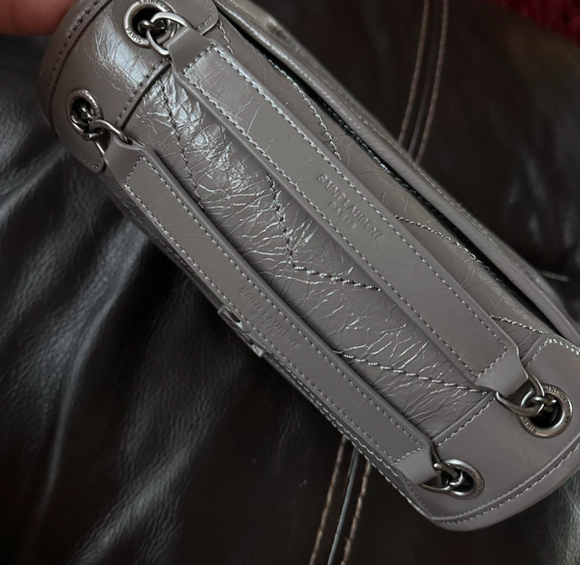 Bolso YSL Niki Gris