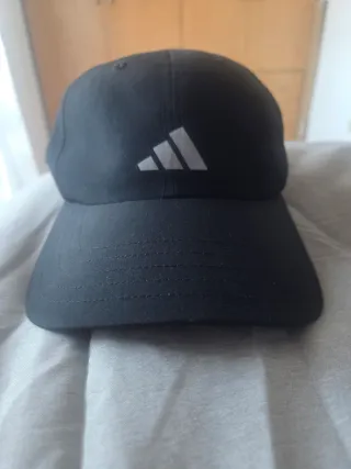 Gorra Adidas Negra
