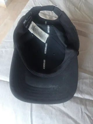 Gorra Adidas Negra