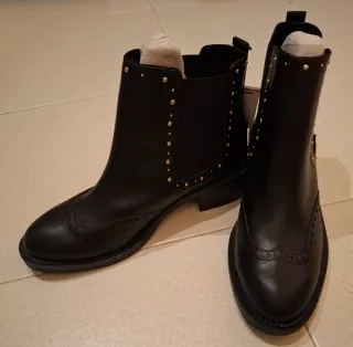 Stivaletti Stradivarius