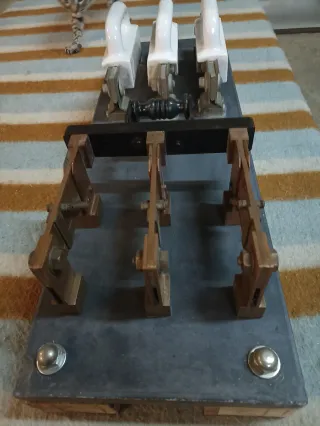 Interruptor Cuchillas Antiguo Gigante