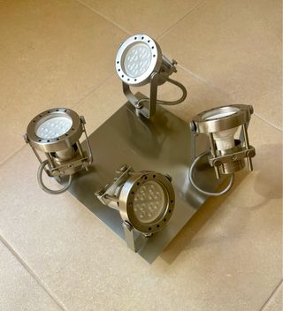 Lámpara de techo LED plateada