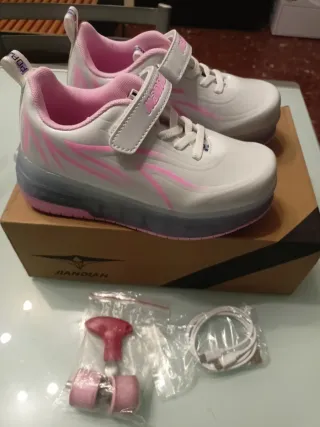 Scarpe bambina n.29 con luci LED e pattini
