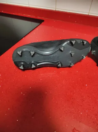 Botas de fútbol Adidas Predator Negras