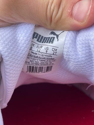 Zapatillas Puma Blancas y Rojas