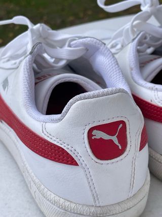 Zapatillas Puma Blancas y Rojas