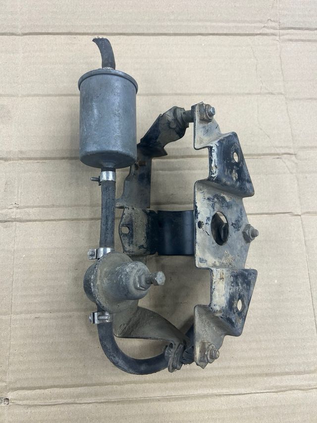 Soporte Bomba Gasolina Kadett GSI