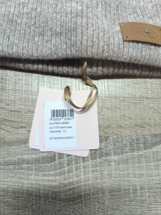 Conjunto Liu Jo Gorro y Bufanda Beige