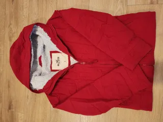 Abrigo Hollister Rojo Talla S