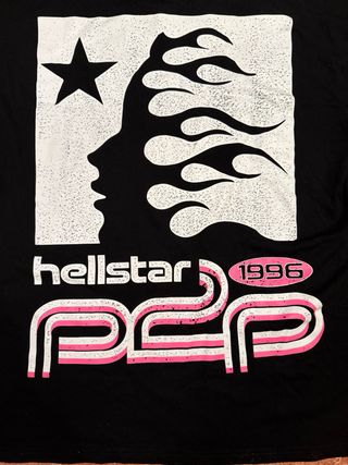 Camiseta Hellstar Negra Estampado Rosa