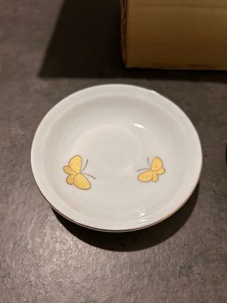 Set 12 piattini porcellana farfalle oro