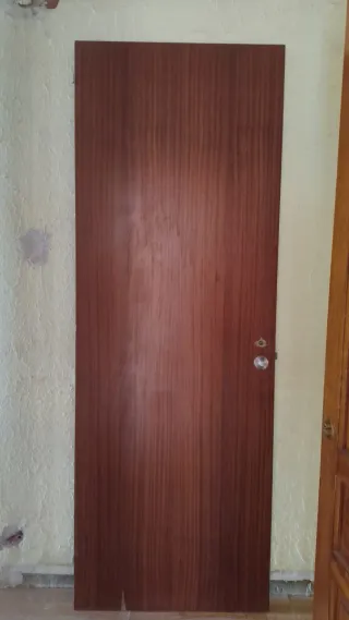 2 Puertas Cristal+ 2 aglomerado + Suelo AC5