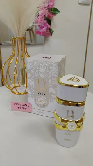 Perfume Yara Lattafa Blanco y Dorado. Mujer