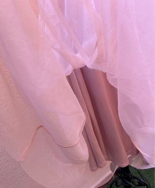 Falda tul rosa.