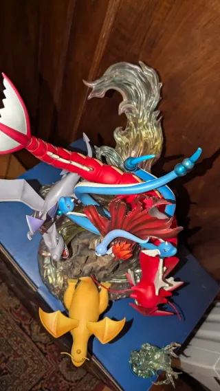 Statua Pokemon Lance Draghi Wataru Elite Four