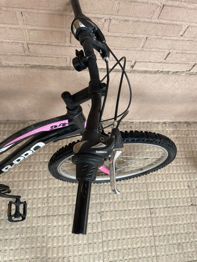 Bicicleta niña B-Pro 24 rosa y negra