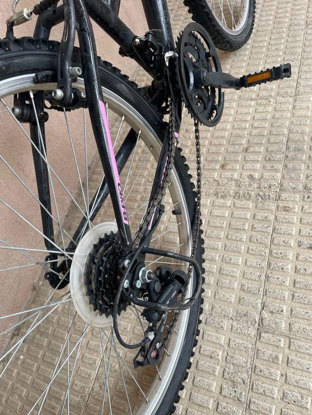 Bicicleta niña B-Pro 24 rosa y negra