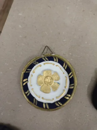 Ceramiche decorative a tema floreale