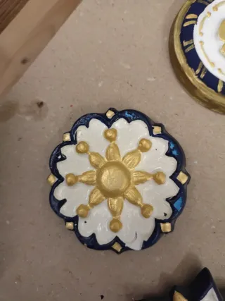 Ceramiche decorative a tema floreale