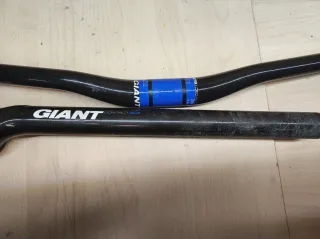 Combo Manillar y Tija Giant SLR Carbono