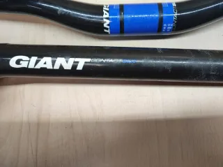 Combo Manillar y Tija Giant SLR Carbono