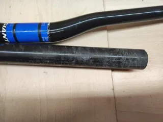 Combo Manillar y Tija Giant SLR Carbono