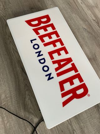 Cartel luminoso Beefeater London