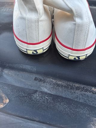 Zapatillas deportivas blancas altas