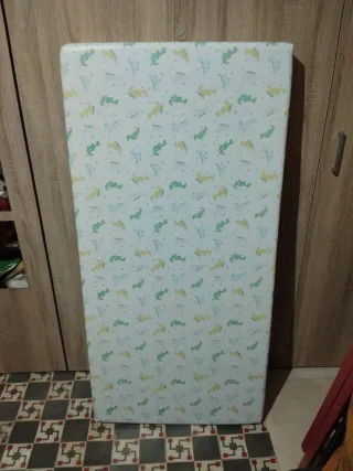 Colchón cuna infantil dinosaurios