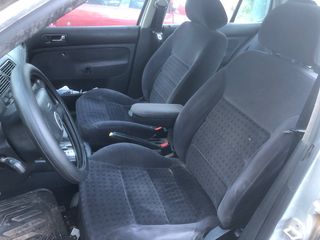 Volkswagen Golf 2001