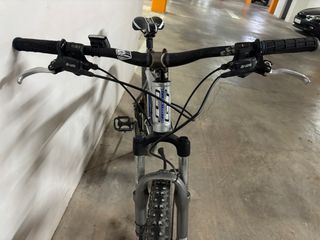 Bicicleta GT Avalanche