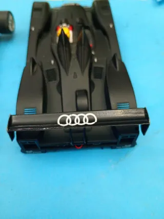 Scalextric Avant Slot Audi R10 Tdi