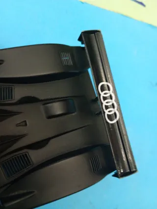 Scalextric Avant Slot Audi R10 Tdi