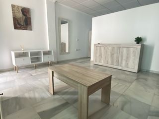 Se alquila apartamento en zona céntrica