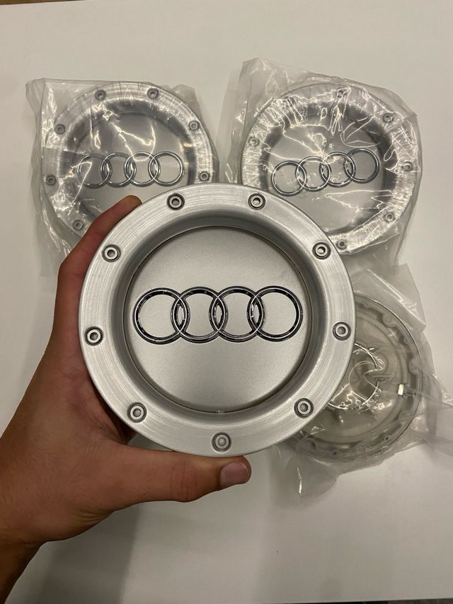 Tapabujes Audi 146mm modelo RS4 old nuevos