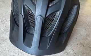 Casco de bicicleta negro