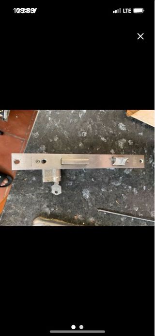 Cerradura de puerta con llave