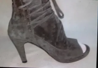 Zapatos tacón gris ante 37