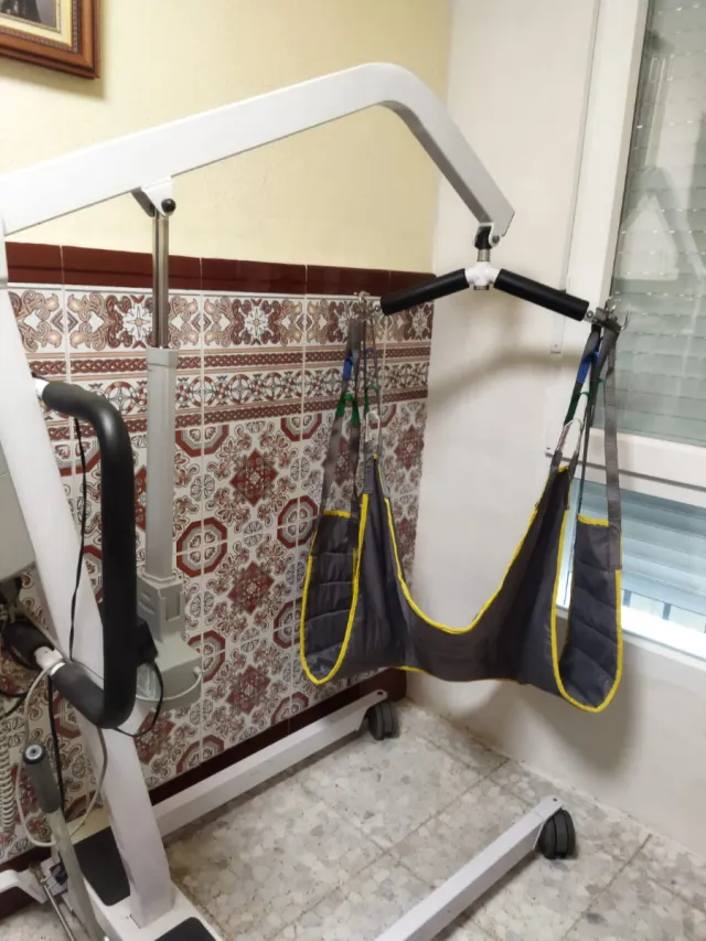 Grúa para personas con movilidad reducida