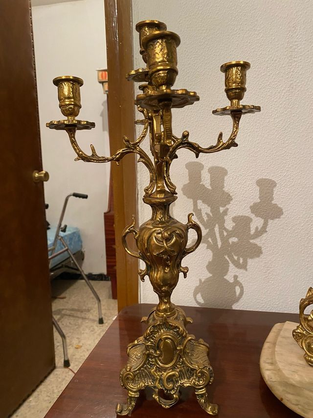 Candelabro de Bronce